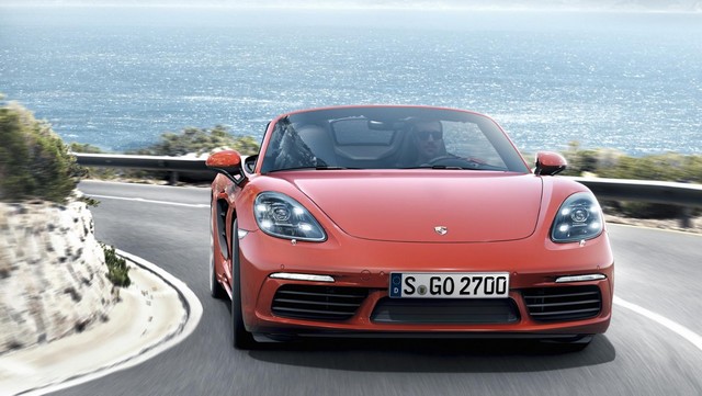 Porsche 718 Boxster : le nouveau roadster à moteur central 4 cylindres 373970718Boxster4