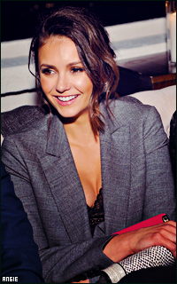 Ma petite galerie des horreurs - Page 9 375373NinaDobrev3