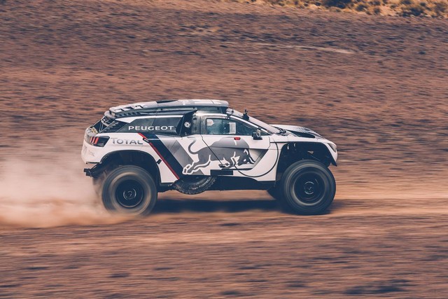  LA PEUGEOT 3008 DKR, PLACE À L’ACTION! 37593914425405