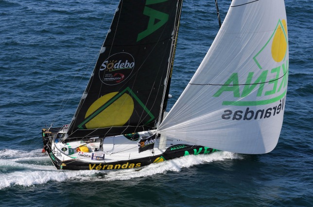 Le Vendée Globe au jour le jour par Baboune - Page 28 379752arnaudboissieres2012r6440