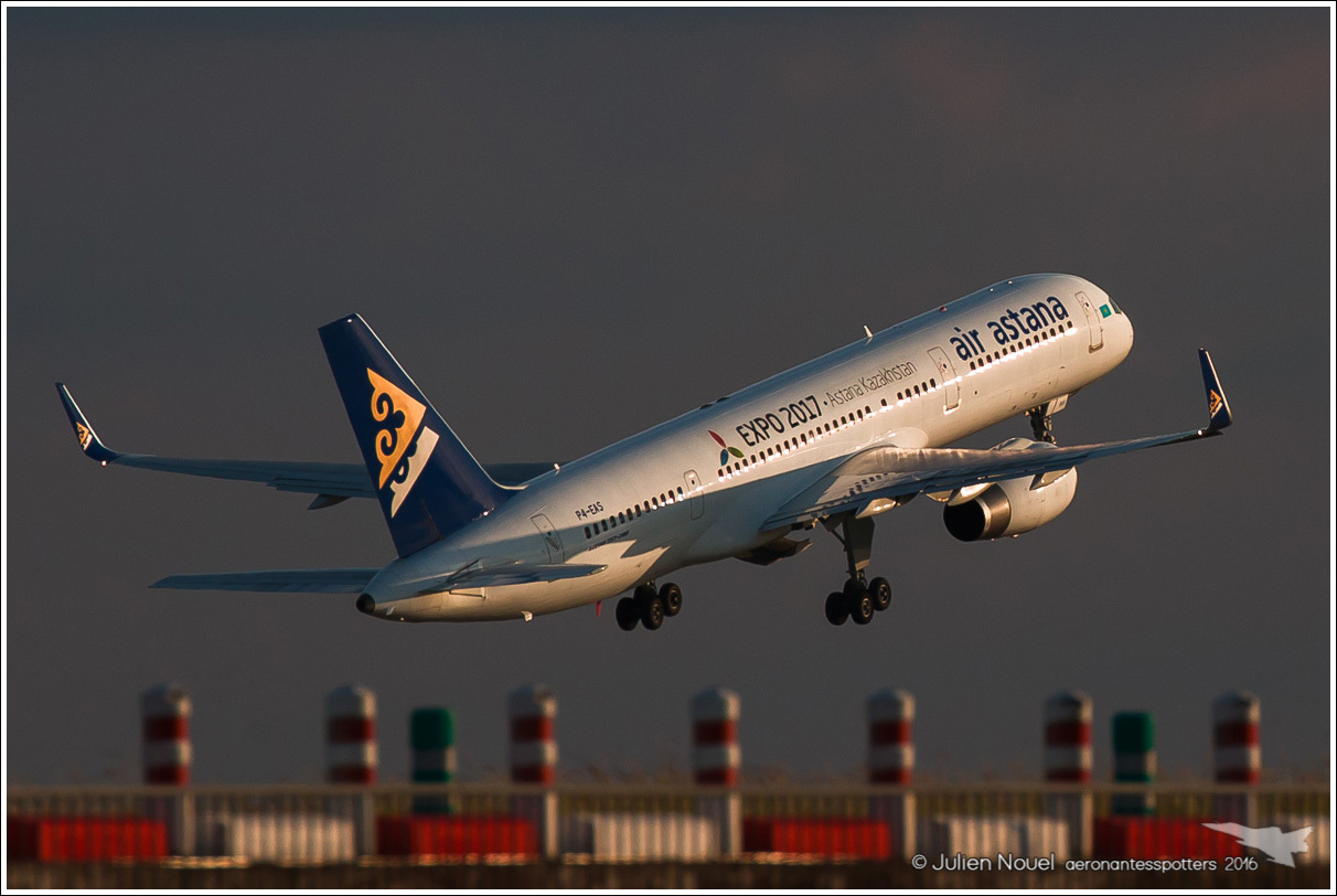 [Topic unique] Paris Roissy-Charles de Gaulle (LFPG): Le Fils rouge... - Page 6 379885201606260165