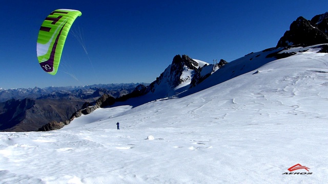 Snowkite AEROS ALTI 2015 383567alti10glacierlo