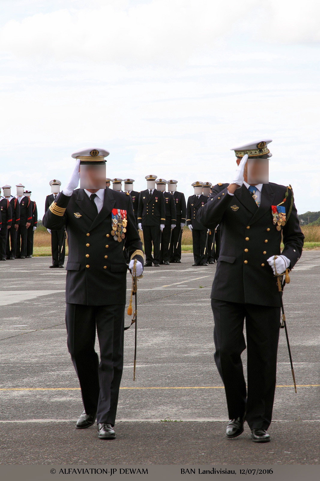 Visite ALFaviation Asso LFRJ Landivisiau "Retrait du SEM" 389933IMG0159