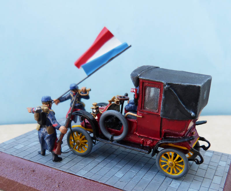 [RETROTKIT] Taxi de la Marne Septembre 1914 ... 1/72ème Réf R72103 392463Taxi64