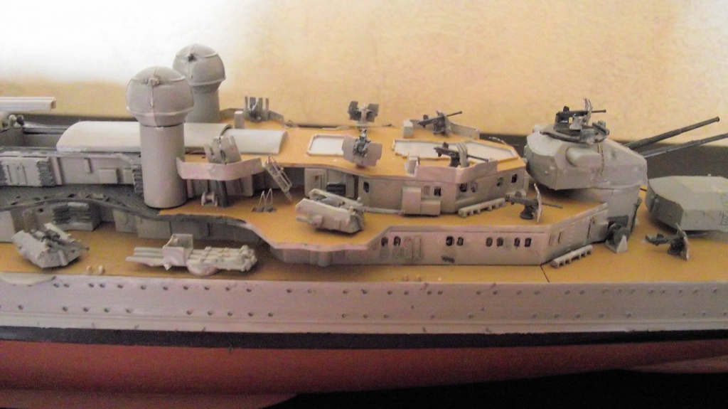 Prinz Eugen Trumpetter 1x350 avec PE Eduard 405217PrinzEugen1x35018