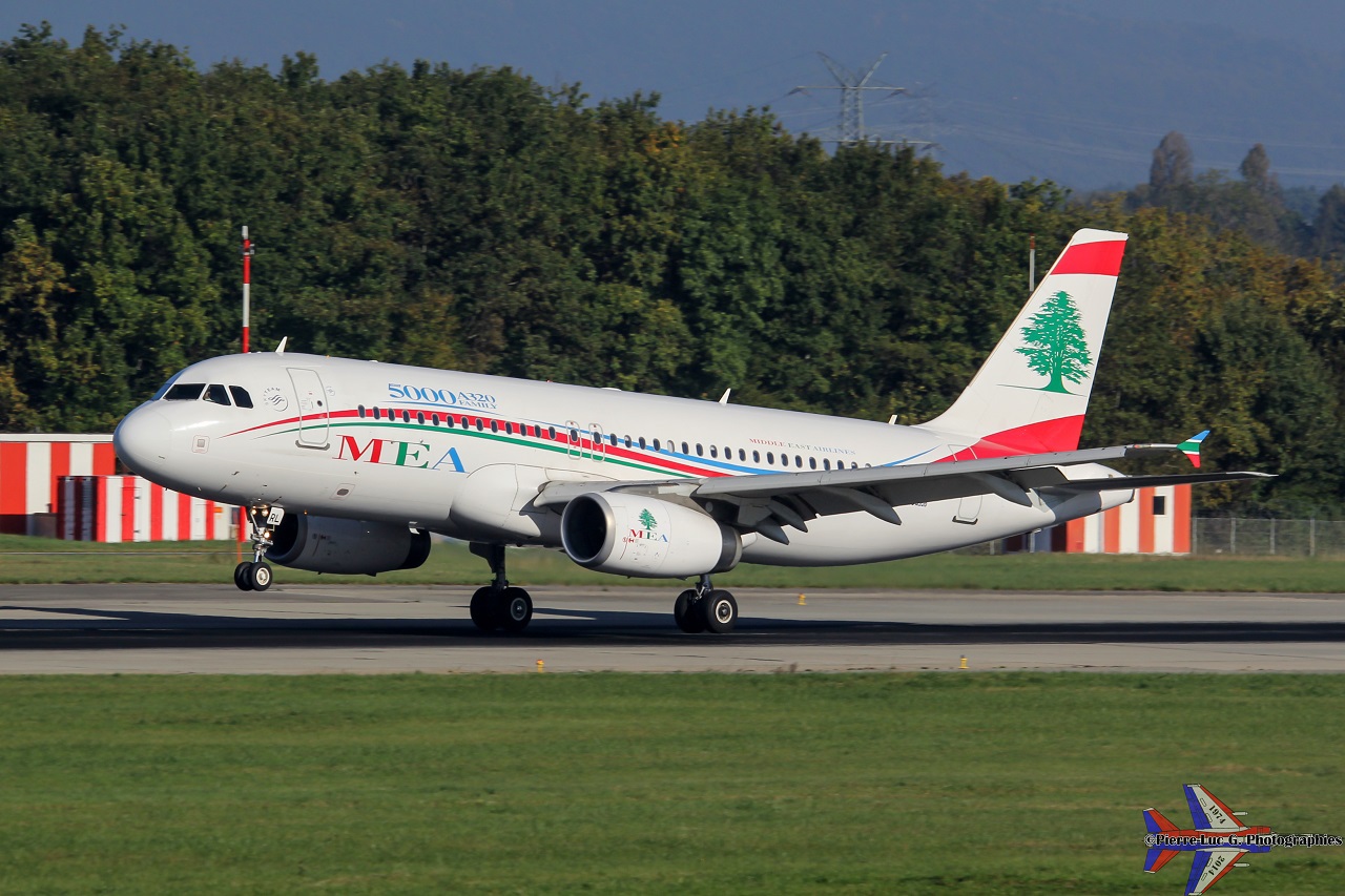 Aéroport de Genève Cointrin [GVA-LSGG]   - Page 2 409831Airbusa320mea2