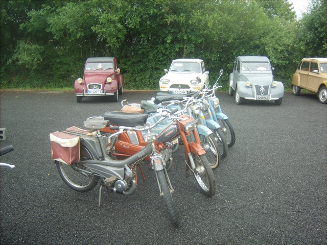 Domjean (Manche 50) Viking Club 2CV (14éme Rencontre du 19 juin 2011)  411724Jun2881