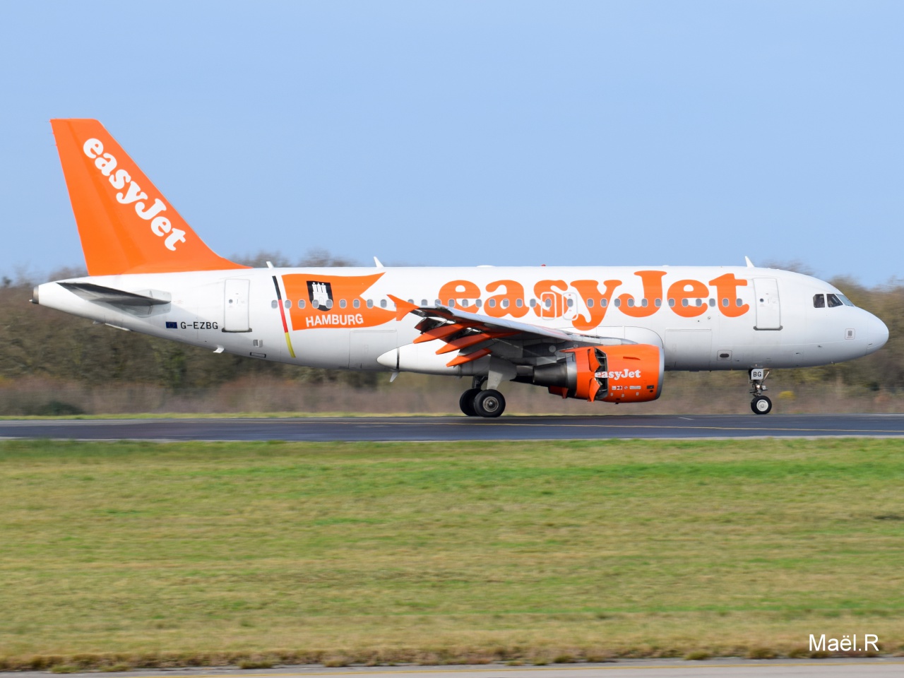 [14/06/2014] A319 Easyjet (G-EZBG) Déco Hambourg 411913Decembren7012