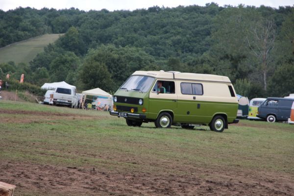 Fley le French VW Bus Meeting - Page 2 413815IMG0642