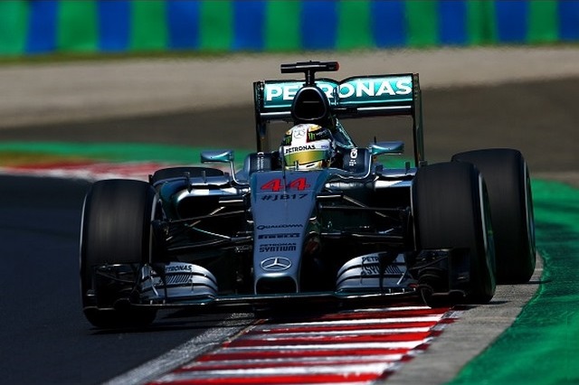 F1 GP de Hongrie 2015 (éssais libres -1 -2 - 3 - Qualifications) 4176862015LewisHamilton3