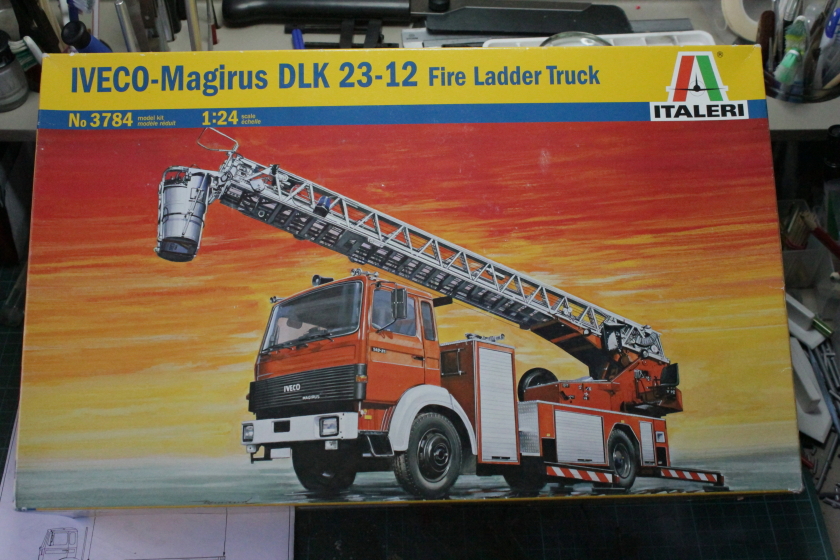 Pompiers [ Iveco-Magrius DLK 23-12 Fire Ladder Truck ] Italeri 1 : 24 Ref 3784  420224DPP16