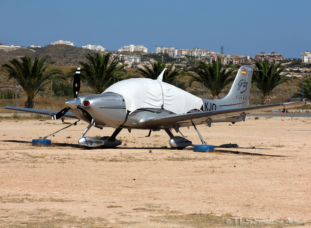 Aérodrome Alicante-Mutxamel - LEMU 426390CirrusSR22PrivateECKJOAlicante090813EPajaud