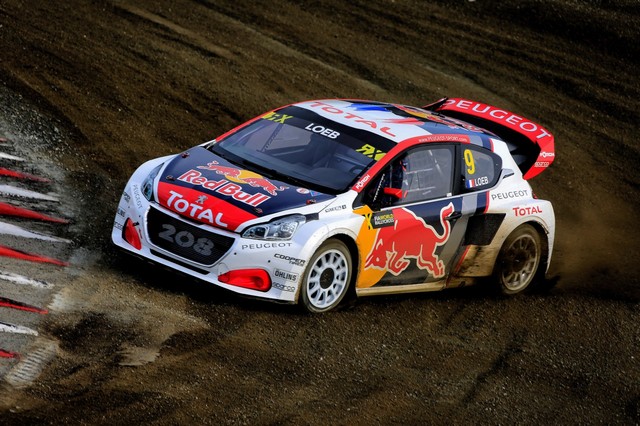 Rallycross - Sébastien Loeb signe à Hell un nouveau podium, les deux Peugeot 208 WRX 2017 en finale 430394593b9cd5aa655