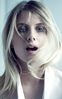 Mélanie Laurent // 200*320  436600Mel2