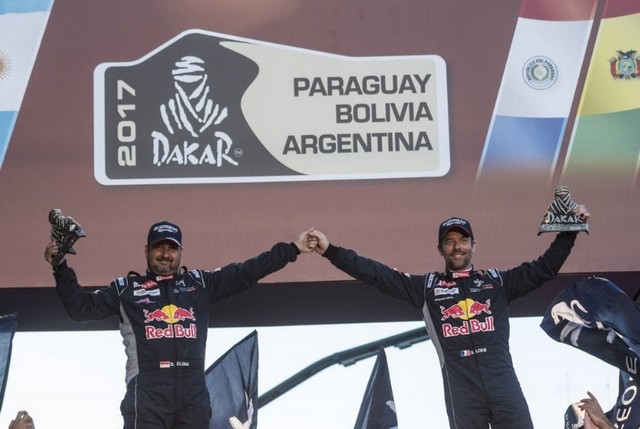 Les PEUGEOT 3008DKR signent un triplé historique au Dakar 2017  439719DanielElenaSbastienLoeb