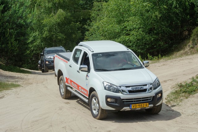 L’Isuzu Experience Day est synonyme d’aventure et d’animation pour les jeunes et les moins jeunes. 439789is4