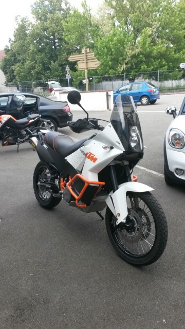 Une 990 adventure 2011 dans l est 441698IMG20160611WA0005