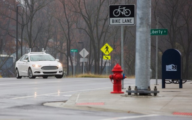 Ford triple sa flotte de véhicules autonomes et teste une nouvelle génération de capteurs LiDAR 441754autonomousfusionmcity39A0285HR