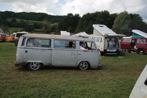 Fley le French VW Bus Meeting - Page 2 445255IMG0629