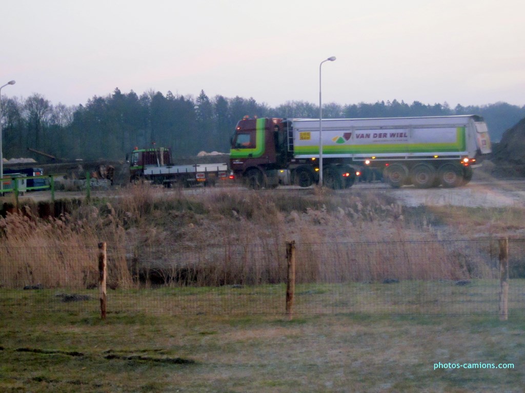 Van der Wiel (Drachten) 445872photoscamions08II2013493