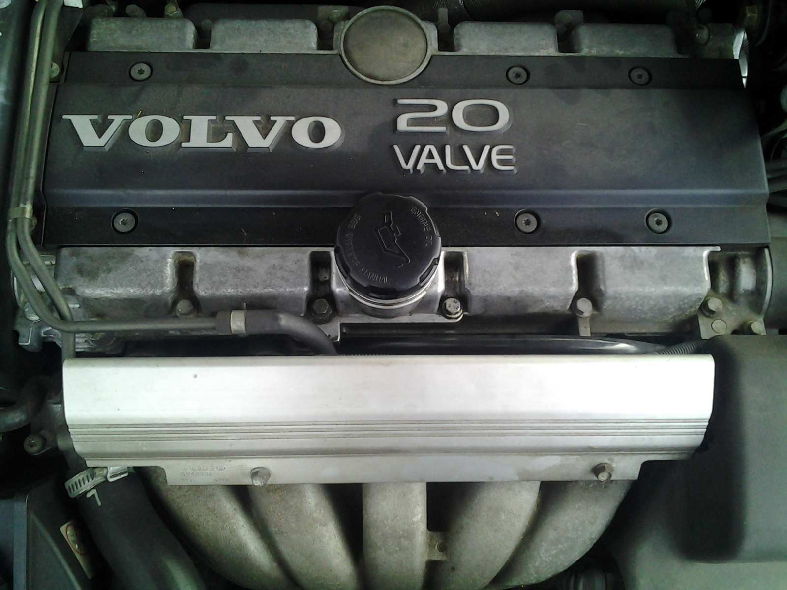 Ma Volvo 850 actuelle. avant mon V12 44611920130207113120