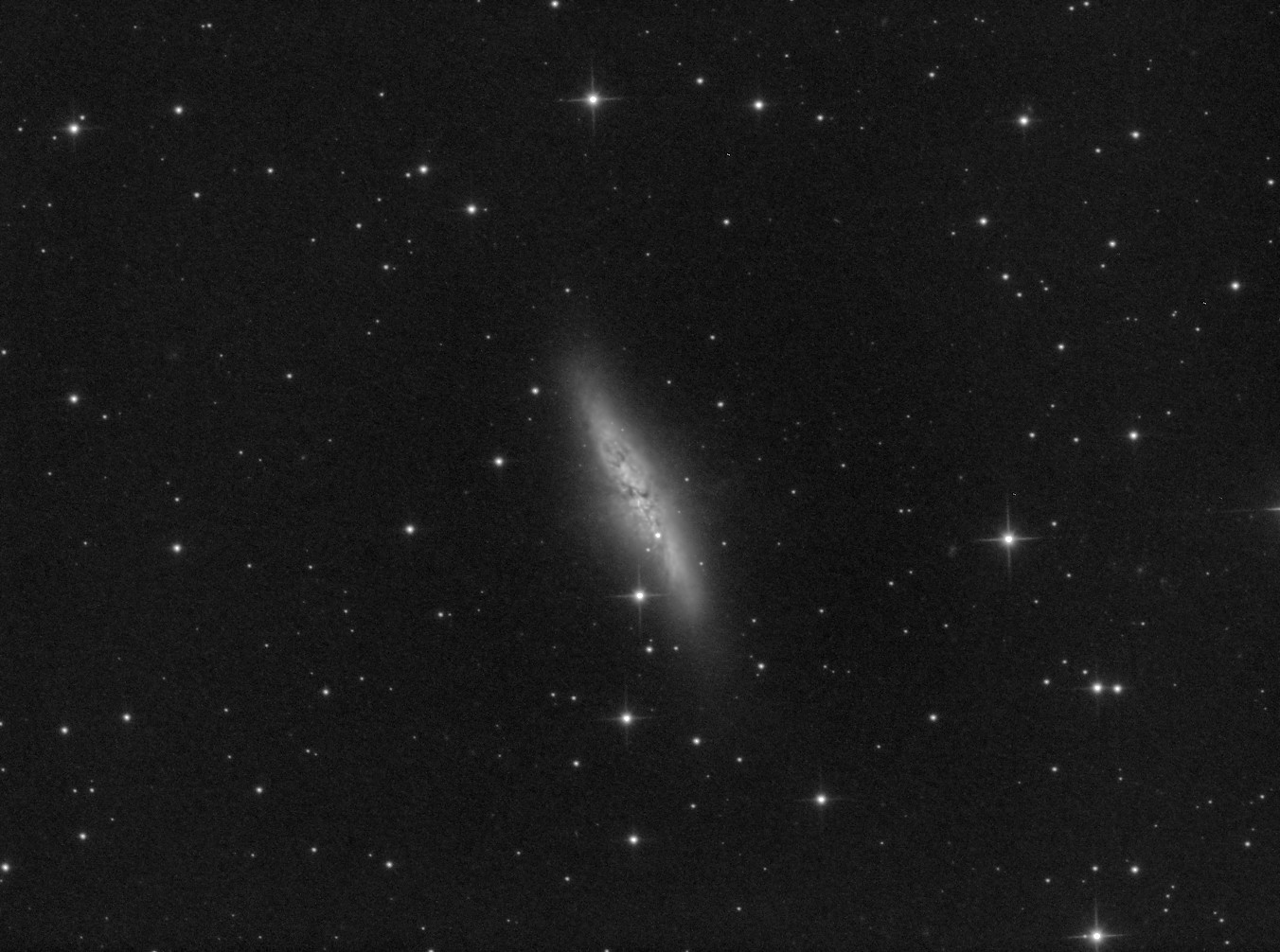 Spectro sur la supernova SN2014J dans M82 446874Lum15x90and23x90