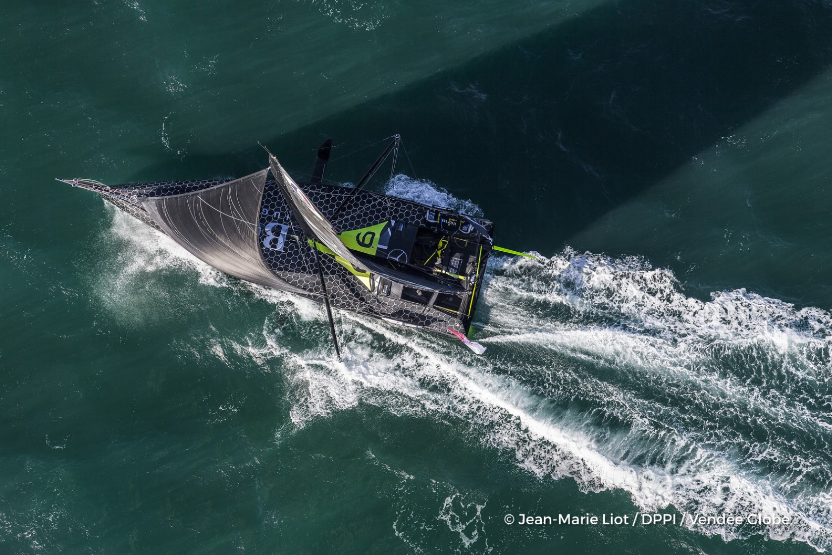 L'Everest des Mers le Vendée Globe 2016 - Page 6 456075alexthomsongbraudepartduvendeeglobeauxsablesdolonnelr16801200