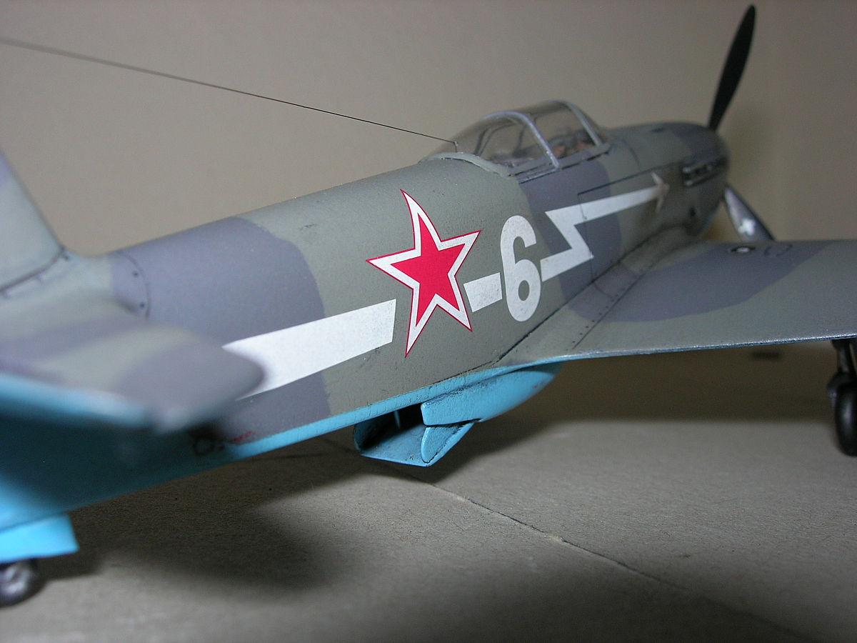 Yak3 Eduard Week end 1/48 460061montageyak33redim