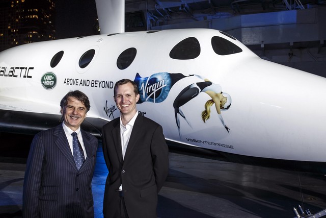 Land Rover annonce un partenariat international avec Virgin Galactic  461723DiscoveryVisionConceptReveal019