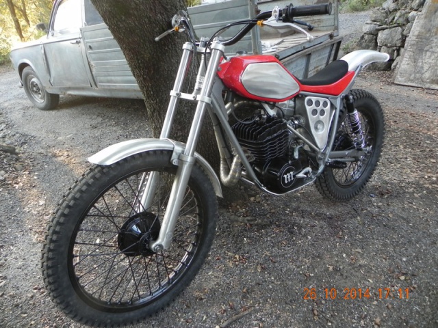 pour grimper aux arbres .......... montesa 349 - Page 5 462698349skrib1