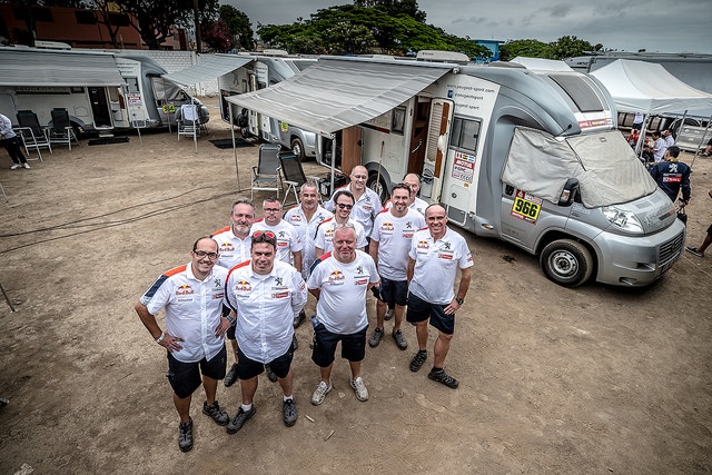 Les Peugeot 3008DKR Maxi Prêtes À Affronter Le Dakar 2018 46339238799808594a98a19f0f6z