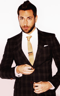 Zachary Levi  46650125Z6