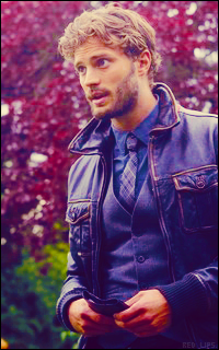 JAMIE DORNAN 4674179402