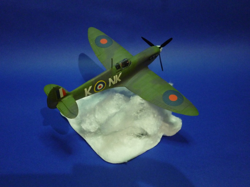 Spitfire mkII - revell - 1/72 473925P1040525