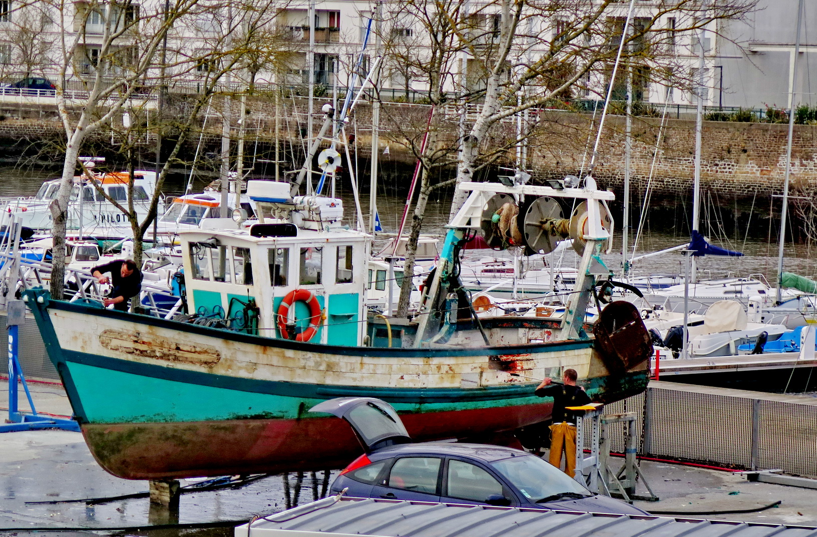 [Vie des ports] LE PORT DE LORIENT VOLUME 003 - Page 3 475881analyseg16retour039