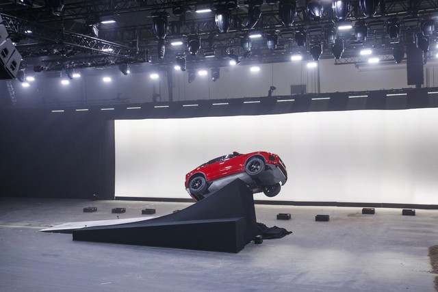 La Nouvelle Jaguar E-PACE Entre Dans Le Livre Des Records 476002cascade1resize1024x682