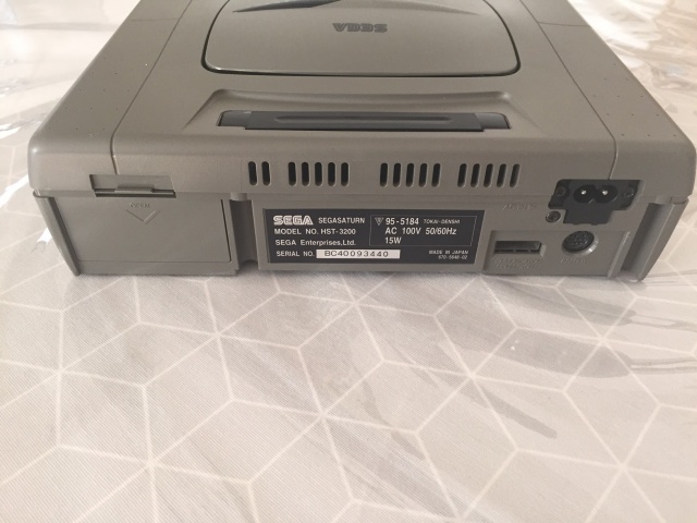 [VENDUE Sega Saturn Jap LongBox + Action Replay 4 en 1 Pseudo Saturn 476023IMG1711