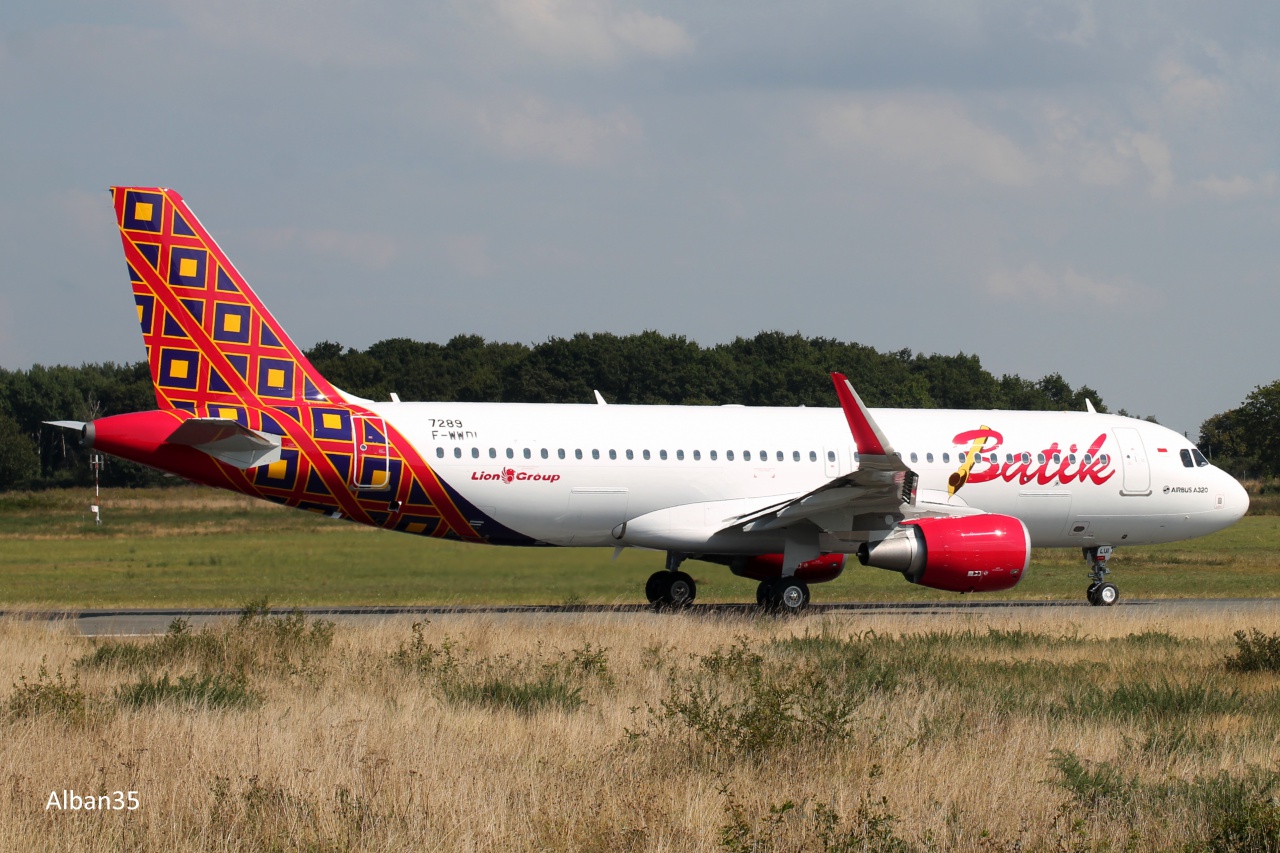 [Infos & Photos] Les Airbus en peinture !! - Page 7 480338IMG2963