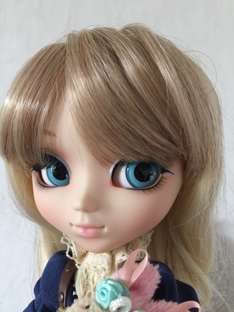 L'univers Pullip /Dal /Taeyang - Page 9 484120IMG0934