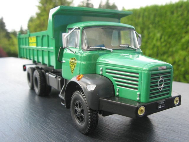 collection  ALTAYA" camions d'autrefois  "  au 1/43 - Page 3 489942IMG5313