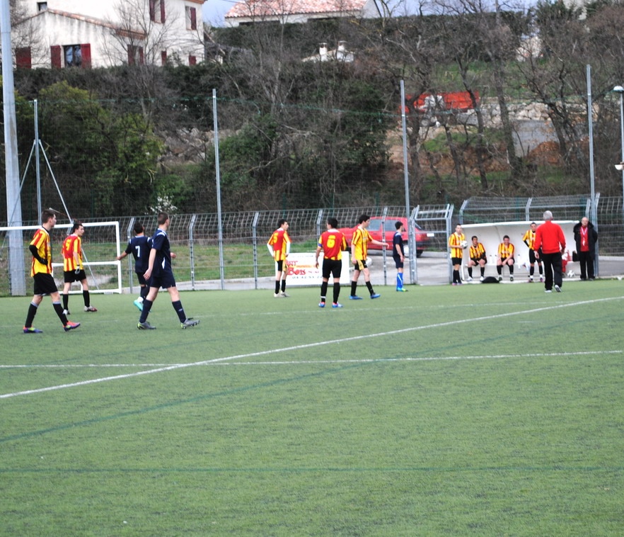 LA SAINTE VICTOIRE DONNERA AU FC ROUSSET FOOT UN AVENIR "SACREMENT " GLORIEUX ! - Page 3 490764DSC0013