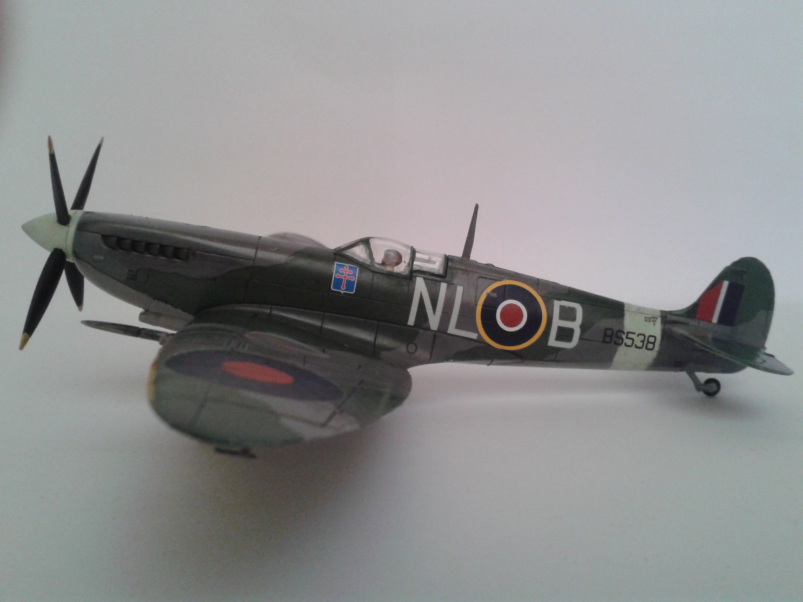 Spitfire Mk. IXC - Pierre Clostermann - Airfix 1/72 492671201607071146481