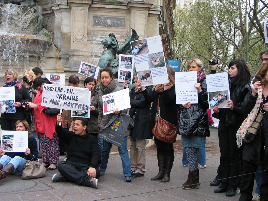 09 - Manifestation contre le massacre des animaux en Ukraine - 31 mars 2012 495213IMG8369