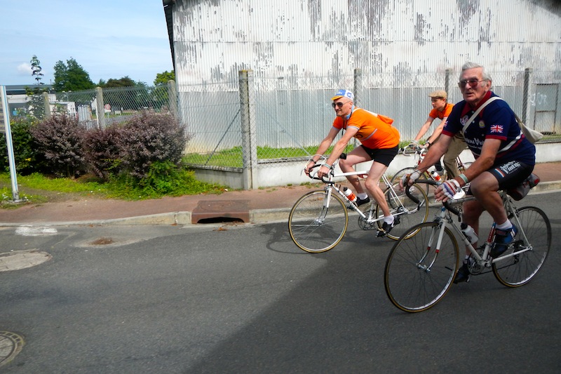 ANJOU VELO VINTAGE 2016 18 et 19 juin - Page 17 495908DSCN3287