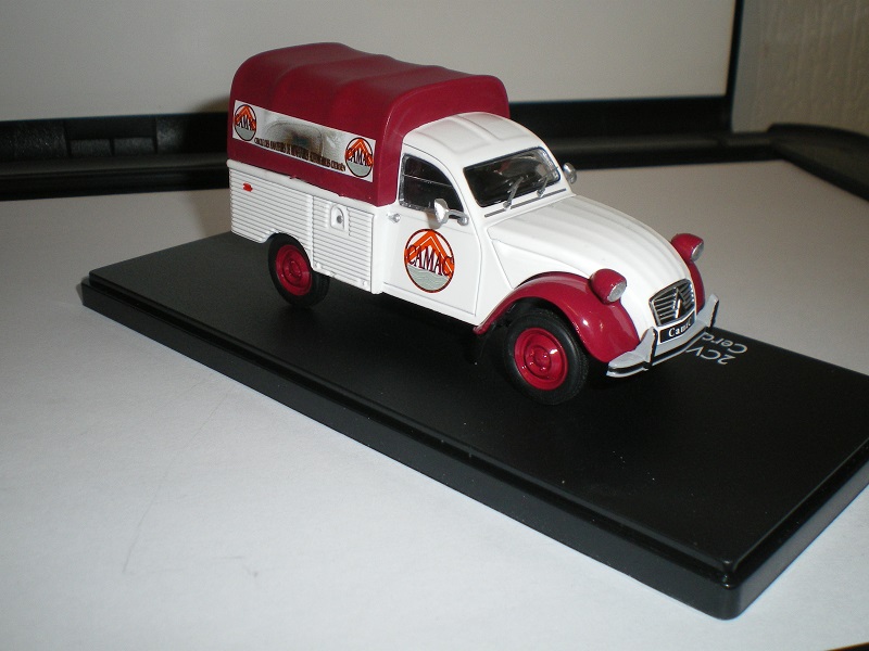 Citroën 2CV Fourgonnette - Eligor 1/43. 498159IMGP4997