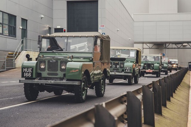 Célébration de la légende : Le dernier Land Rover DEFENDER est construit à Solihull 502463unspecified5YYPTF0W