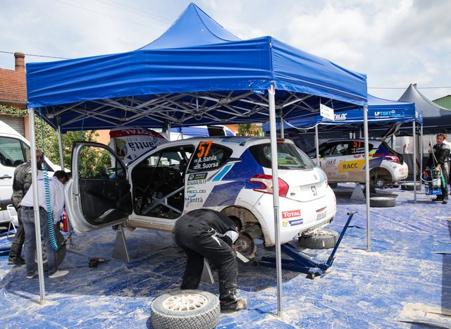  Les Peugeot 208 En Force ! 504716593546325c629