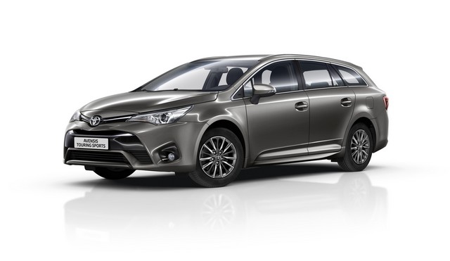 La nouvelle Toyota Avensis fête sa première année avec des évolutions supplémentaires 506500Avensis01