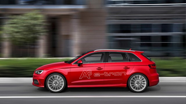 Chargée à fond pour mieux affronter l’avenir - l’Audi A3 Sportback e-tron 516726704x396EXT010