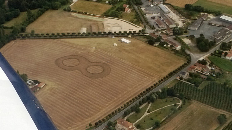 Crop circle  525366WP20130729015